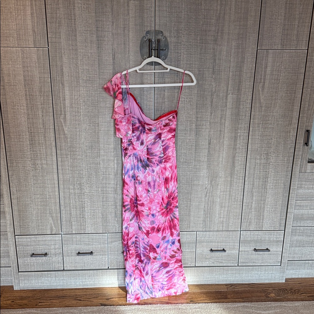 Zara Ruffled Asymmetrical One-Shoulder Dress - Picture 10 of 17